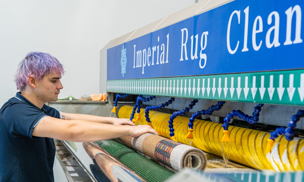 How Professional Rug Cleaning Restores Colour and Texture